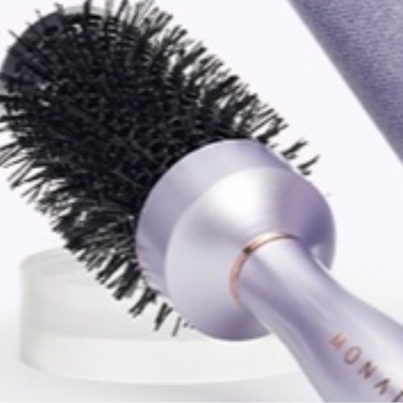 Monat Limited Edition Medium Aluminum Round Barrel Brush - Picture 1 of 8